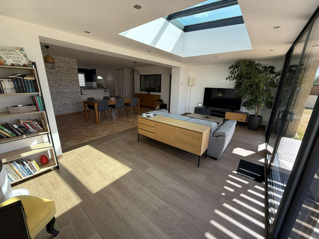 Maison à AIGREFEUILLE-SUR-MAINE