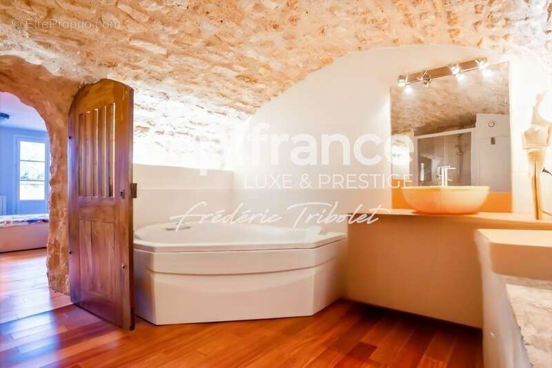 Appartement à SAINT-GERMAIN-EN-LAYE