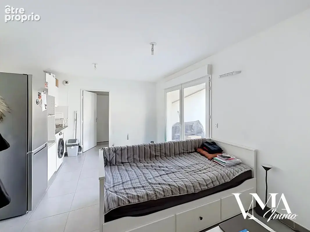 Tassin-la-demi-lune, T2 de 36 m2 avec loggia. - photo 3