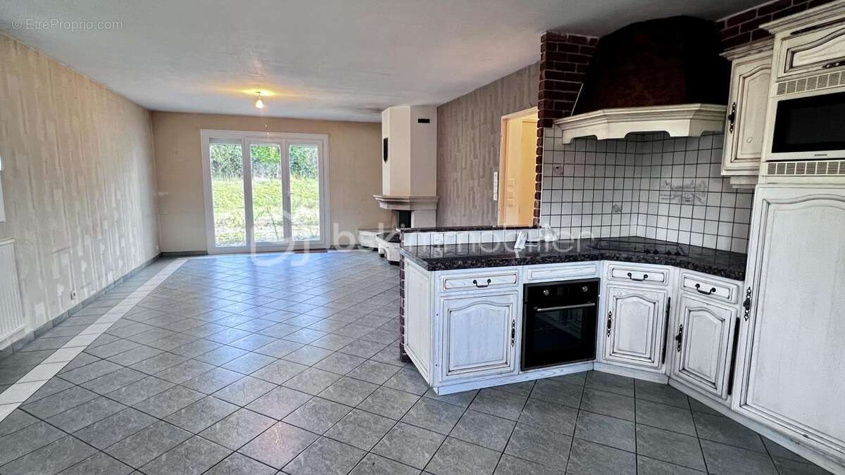 Maison à Saint-Jean-de-la-Ruelle – PETITE ESPERE - photo 2