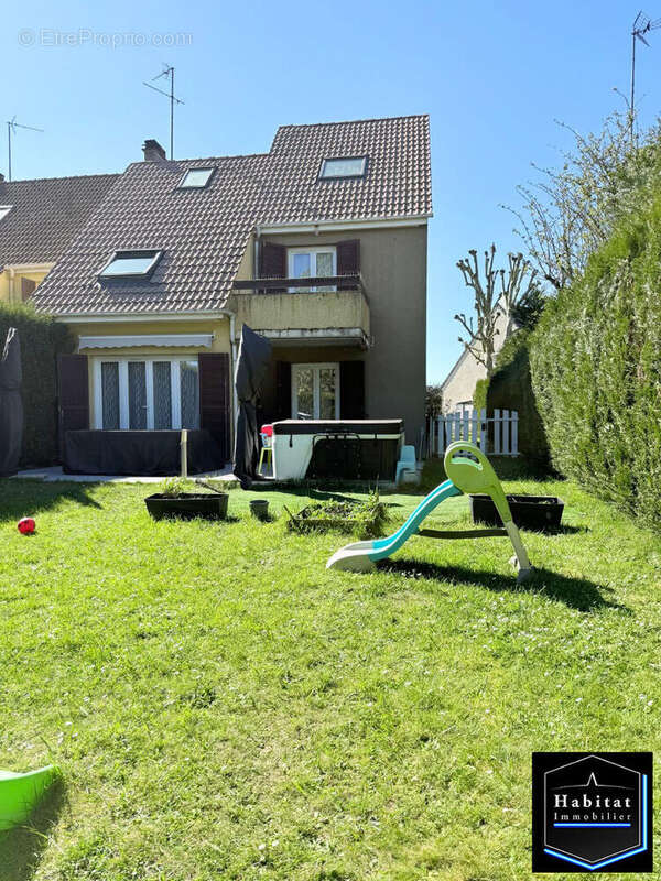 Maison à LAGNY-LE-SEC