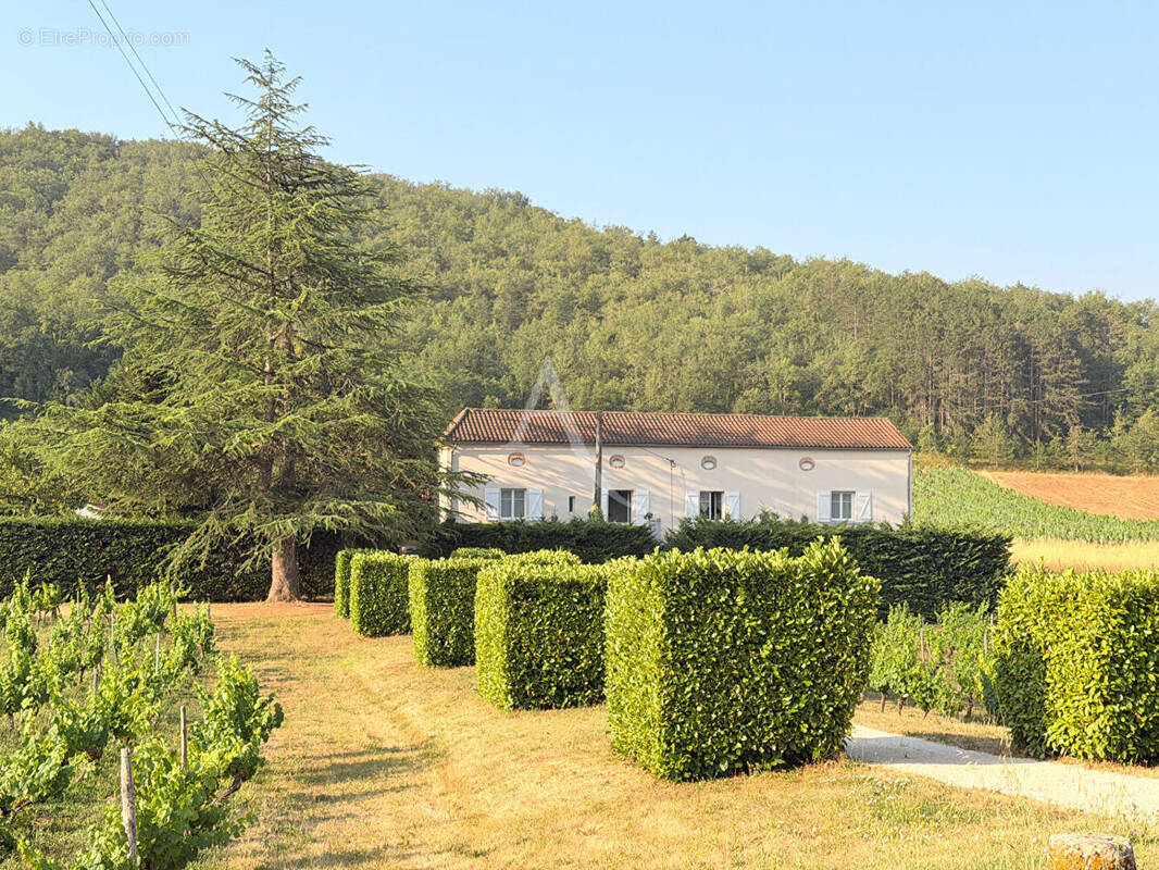 Maison à PARNAC