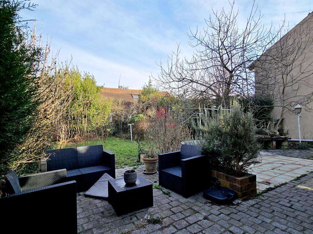 Maison à VILLENEUVE-SAINT-GEORGES