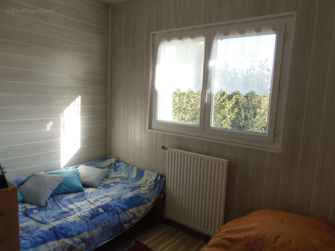 Maison à CHENAC-SAINT-SEURIN-D'UZET