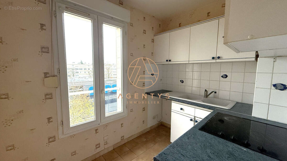 Appartement à LE PLESSIS-TREVISE