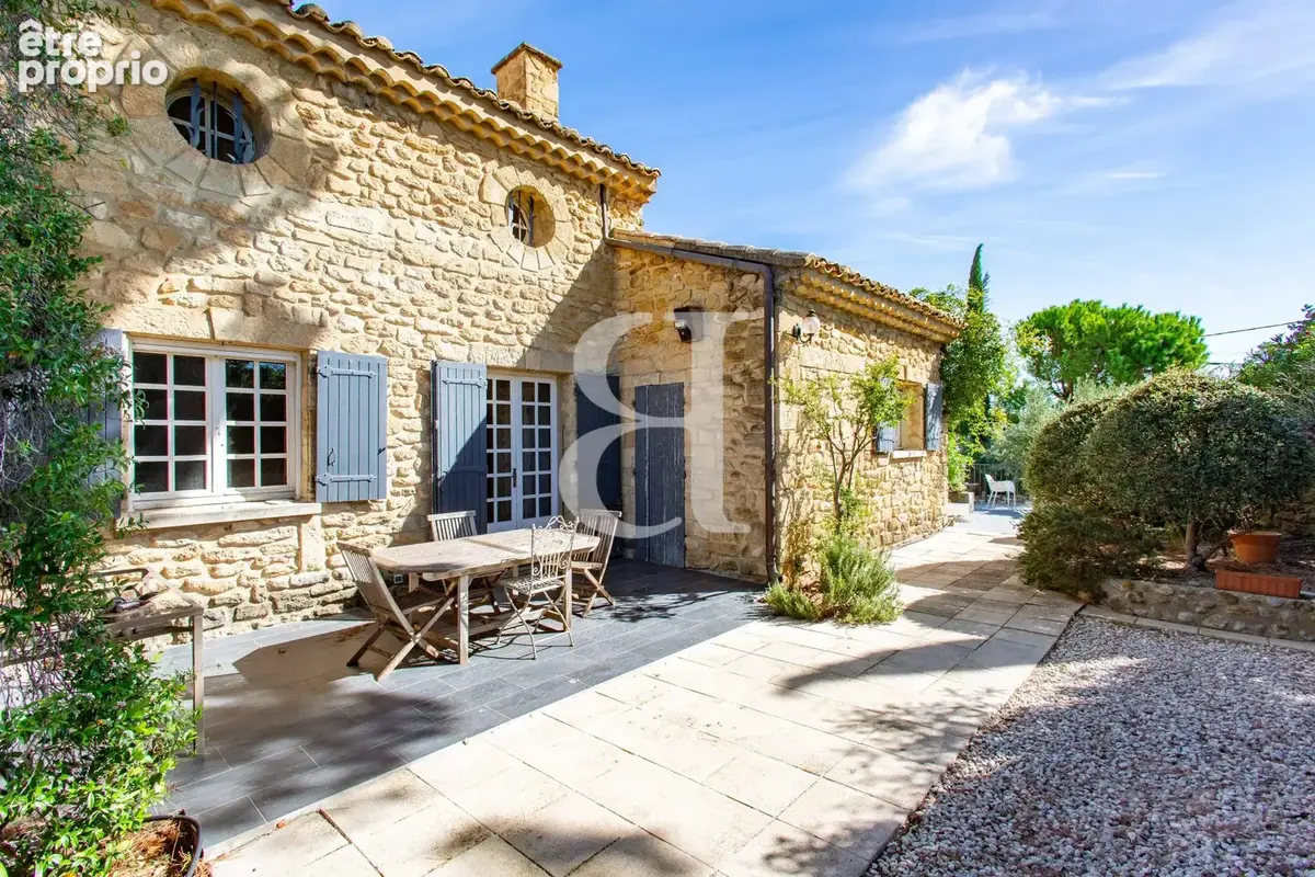 Maison 8 pièces 260 m² à vendre à Sainte-Cecile-Les-Vignes (84290) - photo 6
