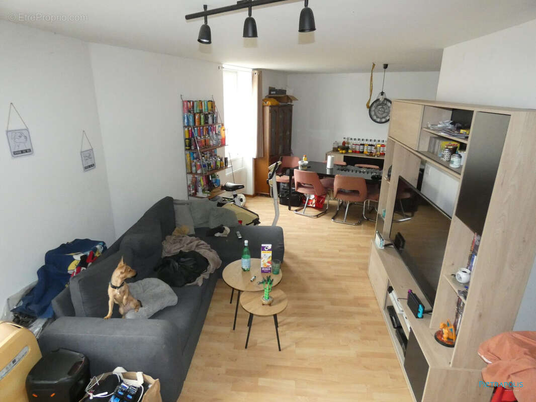 Appartement à SABLONS
