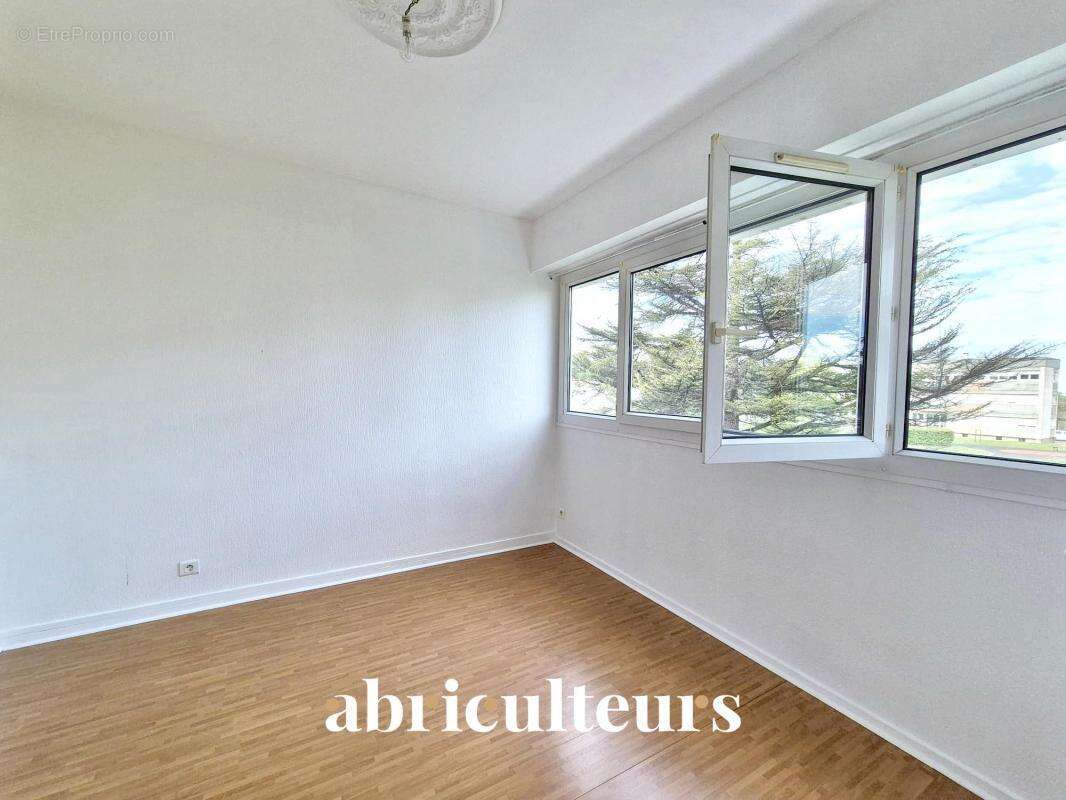 Appartement à COGNAC