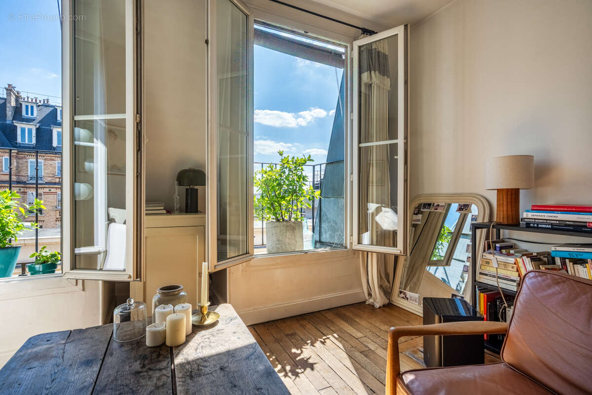 Appartement à PARIS-4E