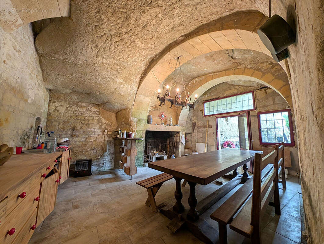 Maison à DOUE-LA-FONTAINE