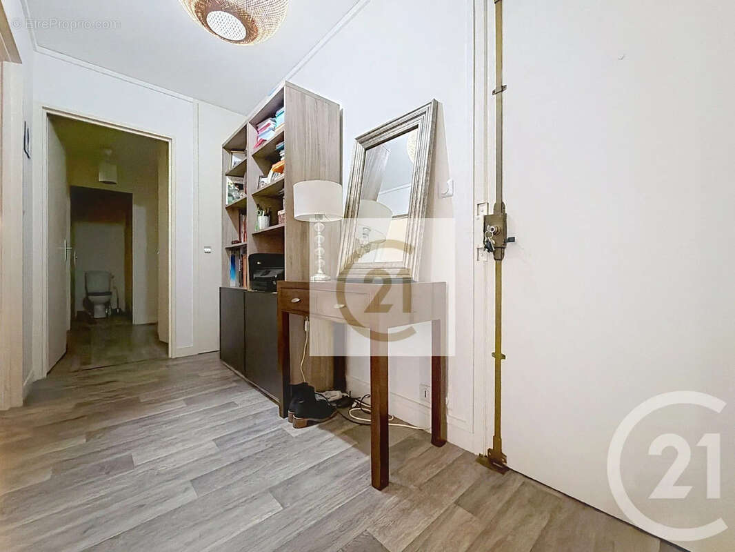 Appartement à PARIS-12E