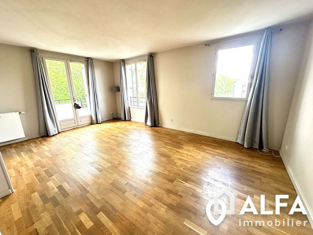 Appartement à SAINT-GRATIEN