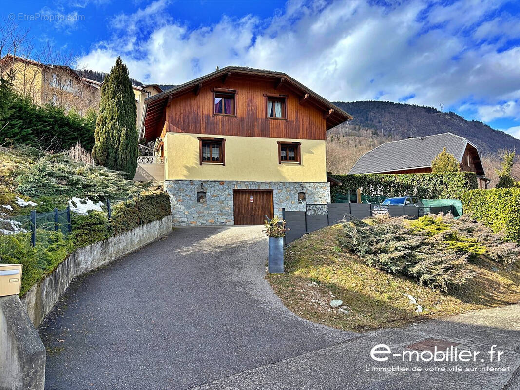 Maison à AIGUEBLANCHE