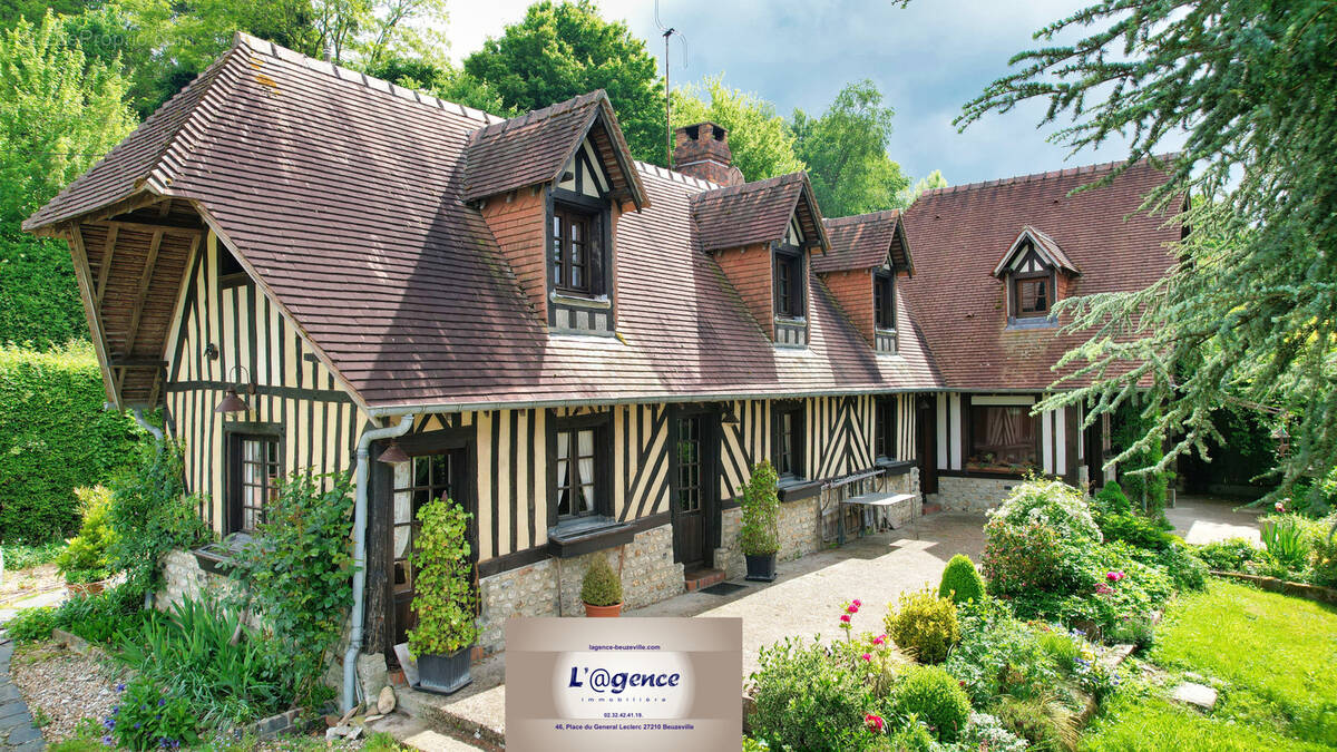 Maison à PONT-L&#039;EVEQUE