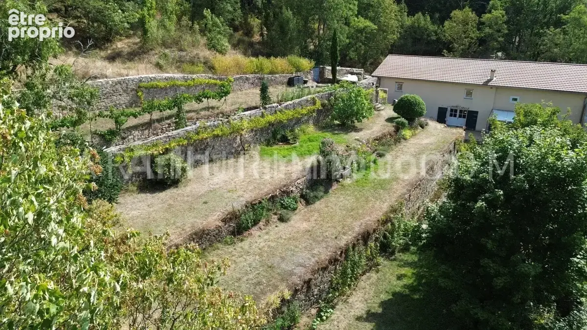 Vente Maison Saint-julien-molin-molette(42220) 395 000ï¿œ - photo 2