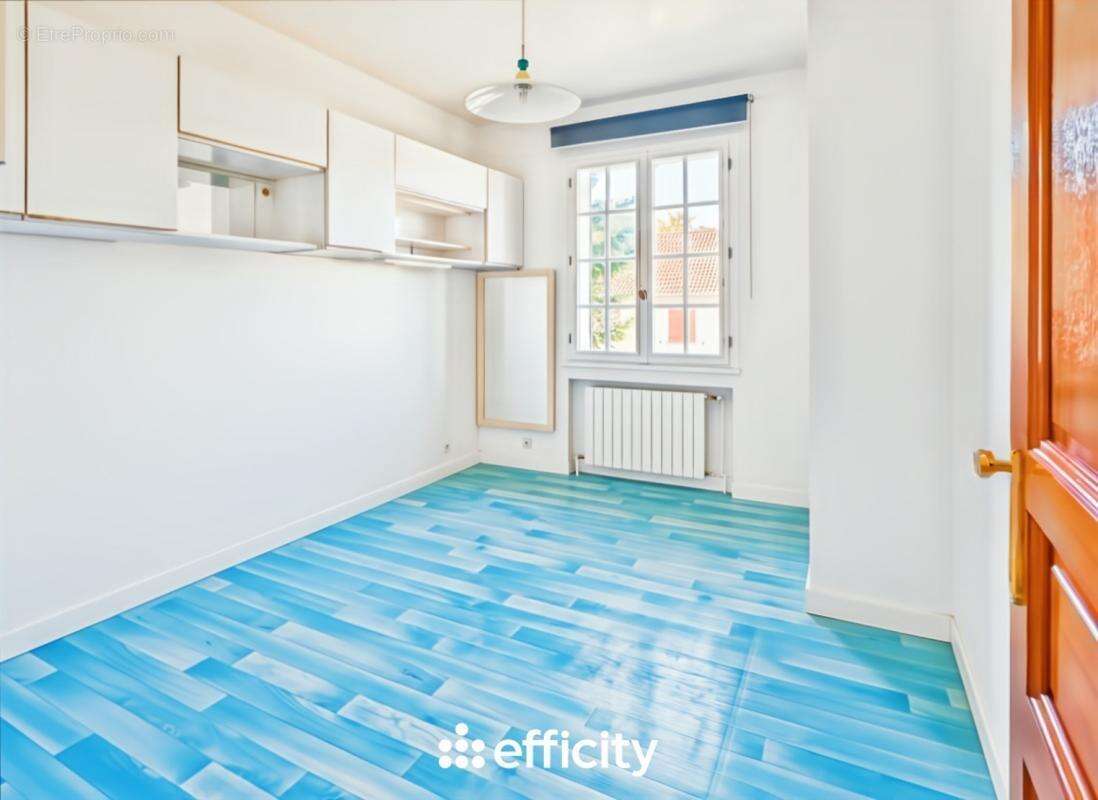 Maison à EMERAINVILLE