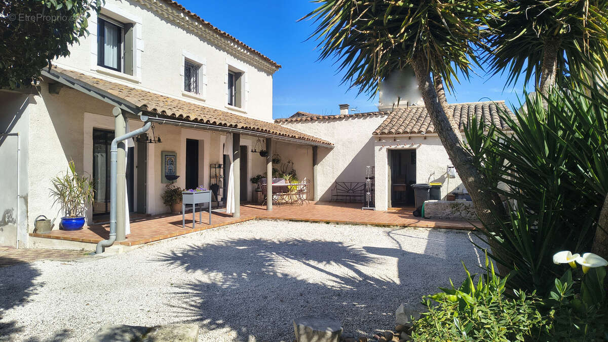 Maison à BOUILLARGUES