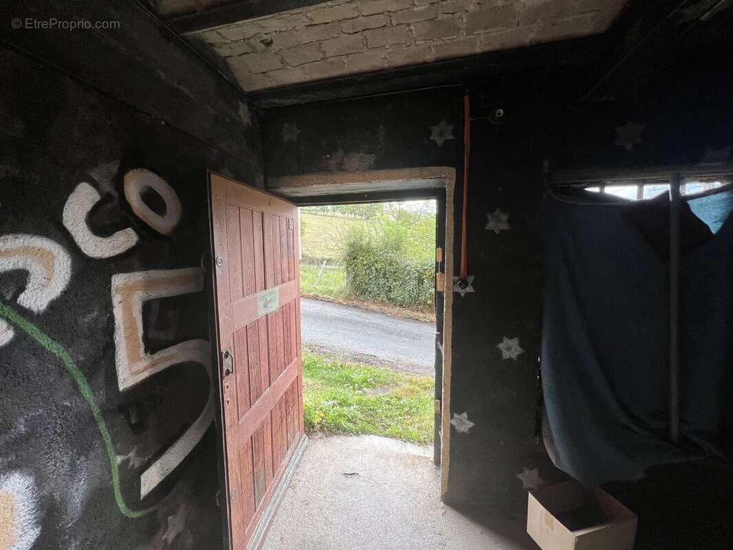 Commerce à GRANDRIS