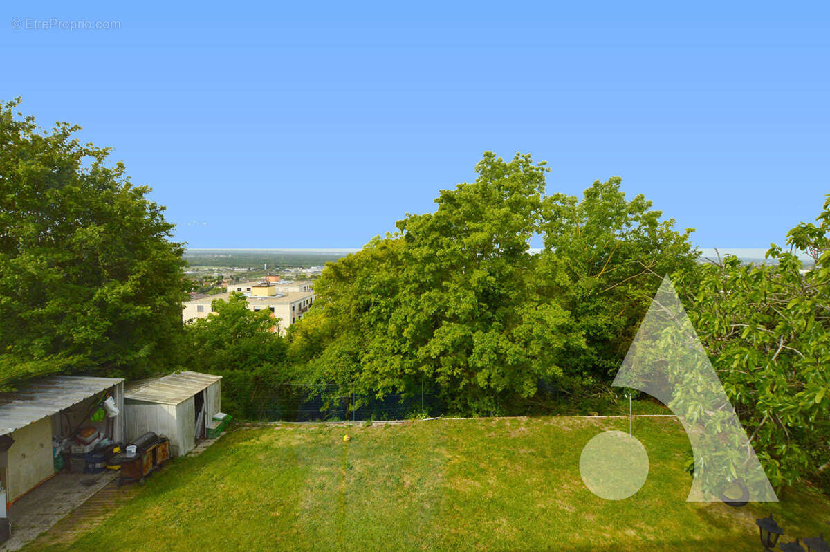 Maison Montigny Les Cormeilles 8 pièce(s) 178 m2 - photo 11