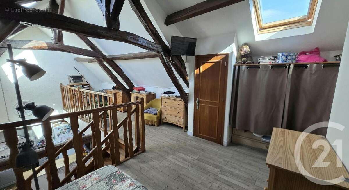 Maison 4 pièces 124 m² à vendre à Saint-Vaast-De-Longmont (60410) - photo 7