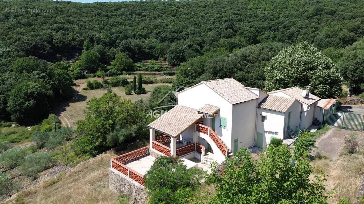 Maison à LES SALLES-DU-GARDON
