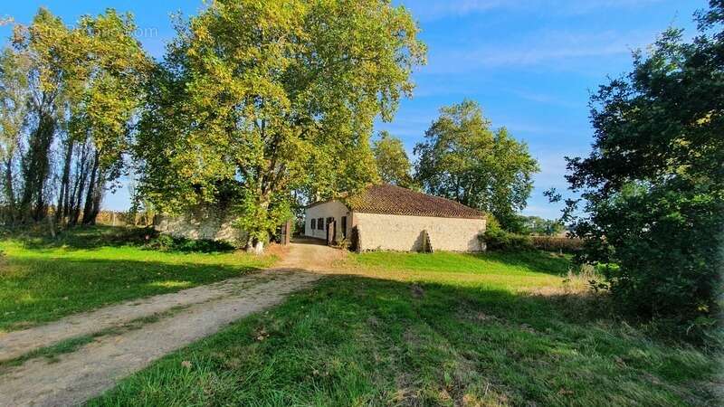 Maison en pierre et colombages, à vendre 4 pièces LAGRANGE (40) - photo 5