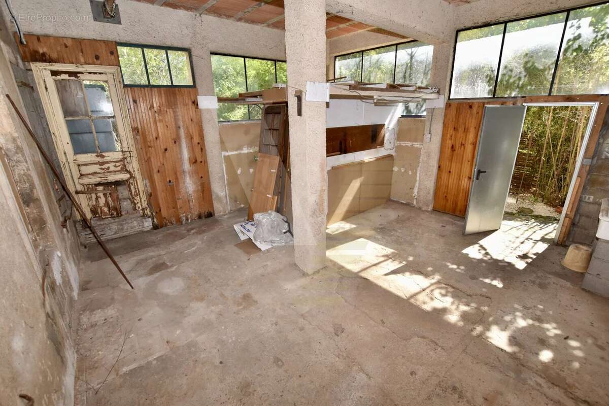 Maisons atypiques sur une grande parcelle - photo 21