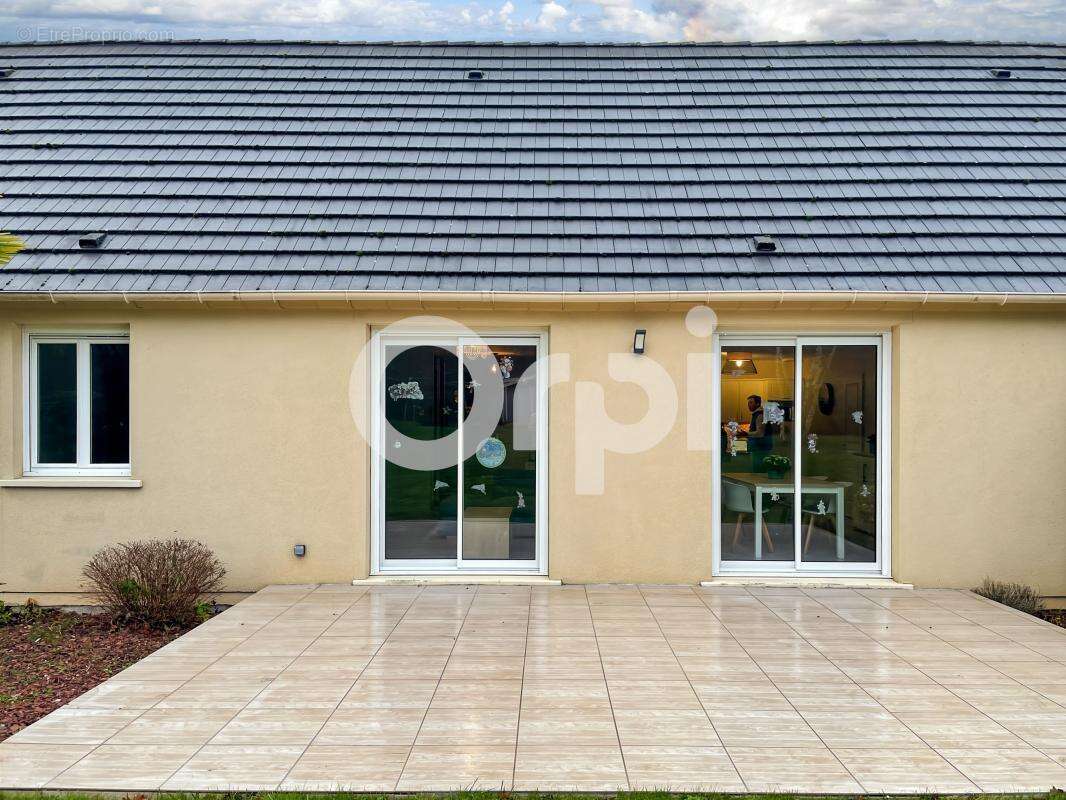 Maison à LE PLESSIS-GROHAN