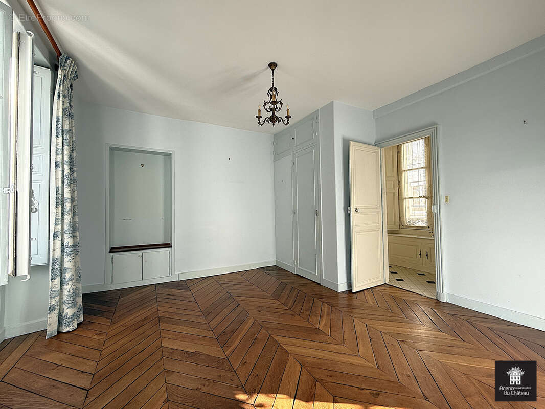Appartement à VERSAILLES