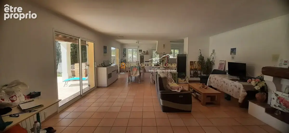 Maison 125 m² à Saint-Hilaire-De-Beauvoir  - photo 6