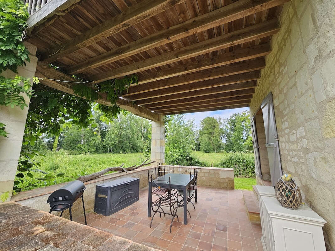 Maison à CANDES-SAINT-MARTIN