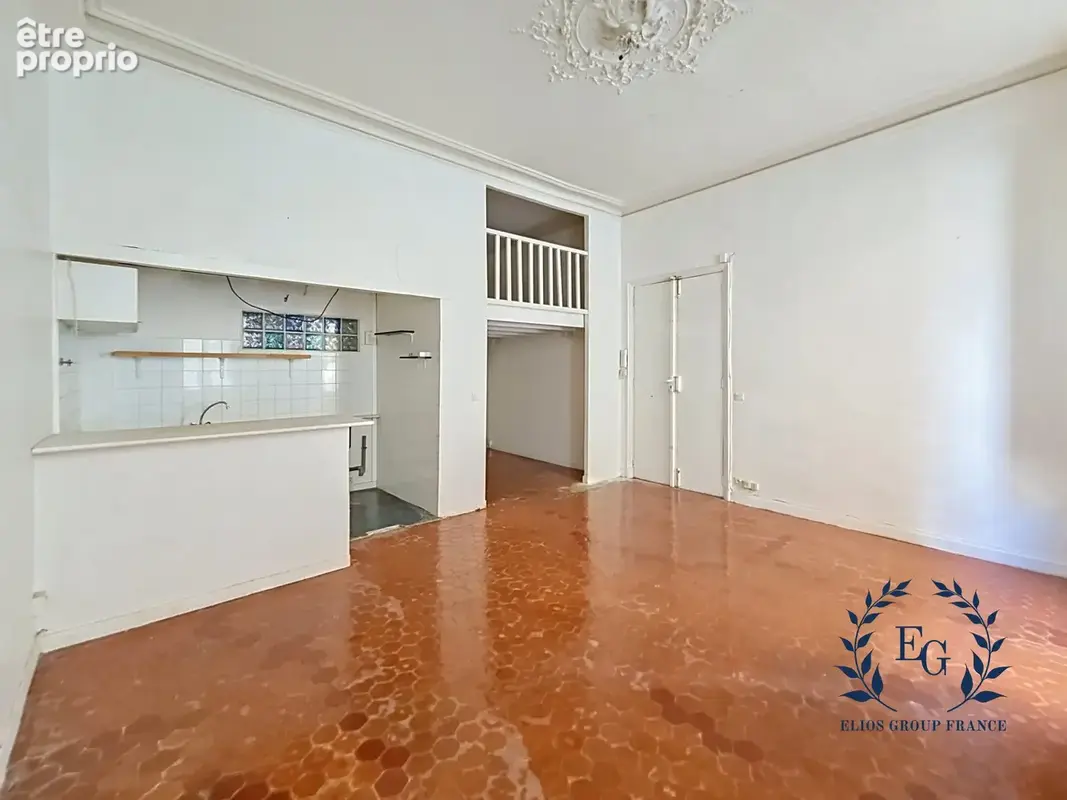 Appartement à MARSEILLE-5E