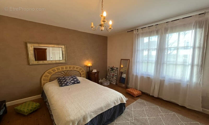 Maison à SAINT-PIERRE-D&#039;EYRAUD