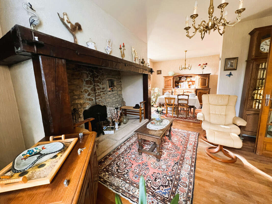 Maison à CHANAC-LES-MINES