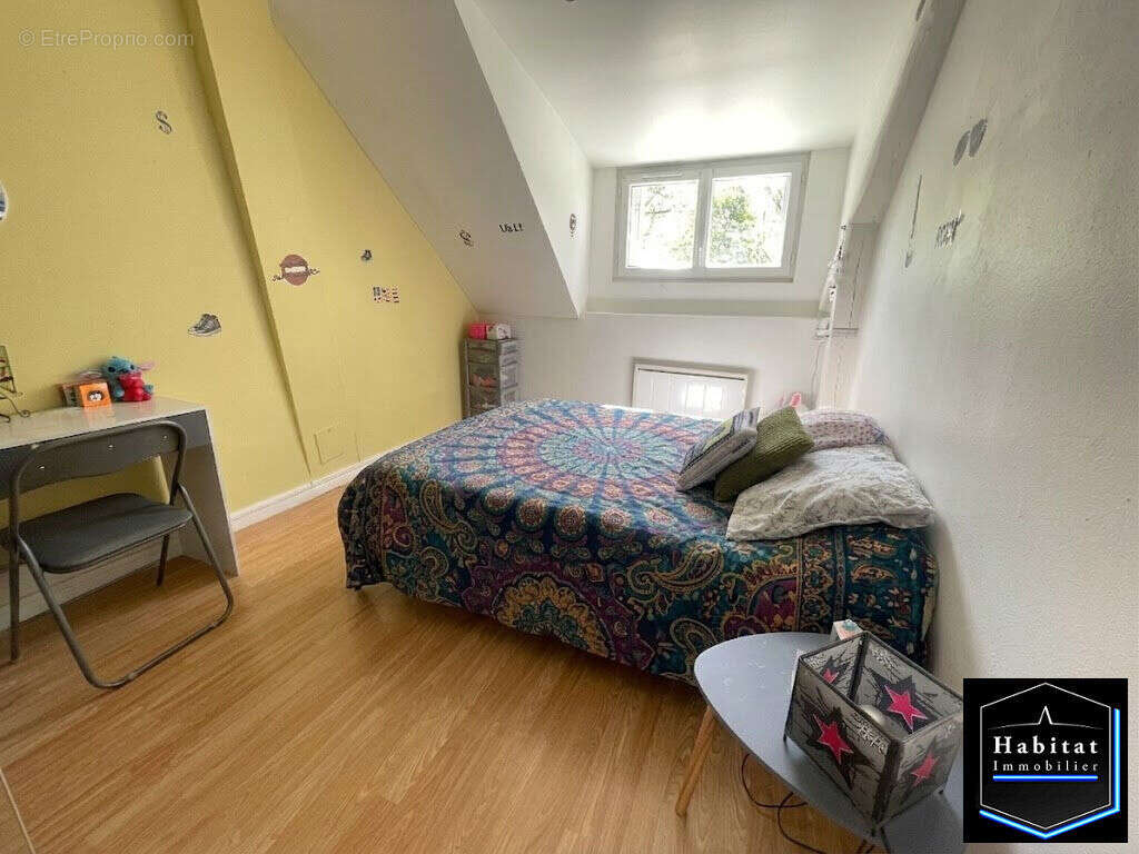 Maison avec terrain exceptionnel de 2470 m² - 5 pièces - photo 12