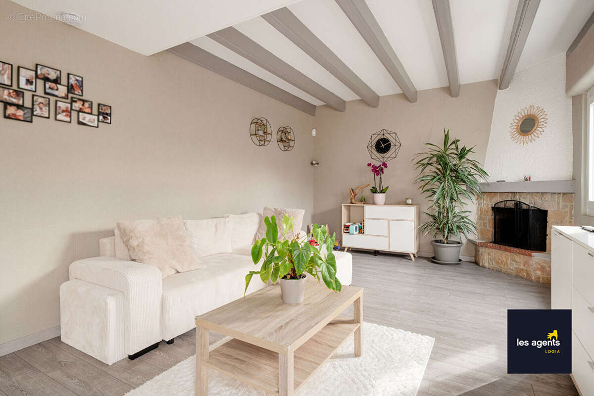 Maison à NEUVES-MAISONS