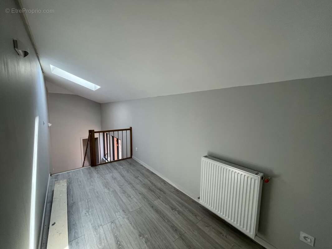 Appartement à CHARLEVILLE-MEZIERES