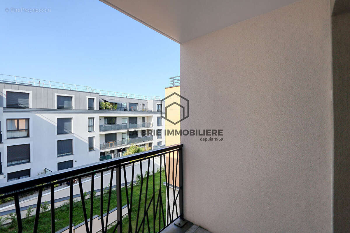 Appartement à CHENNEVIERES-SUR-MARNE