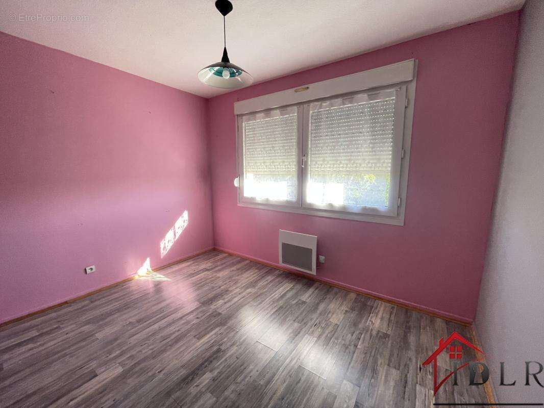 Appartement T4 avec terrasse couverte - photo 8