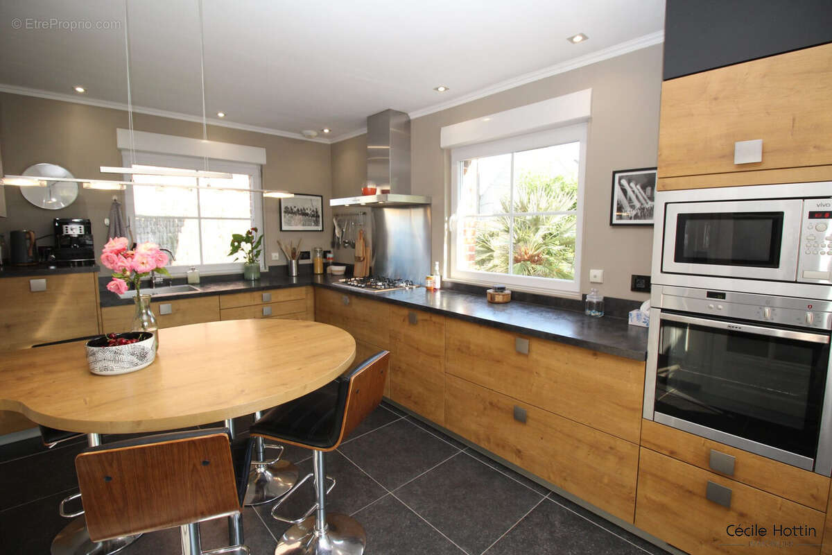 Maison à ROOST-WARENDIN