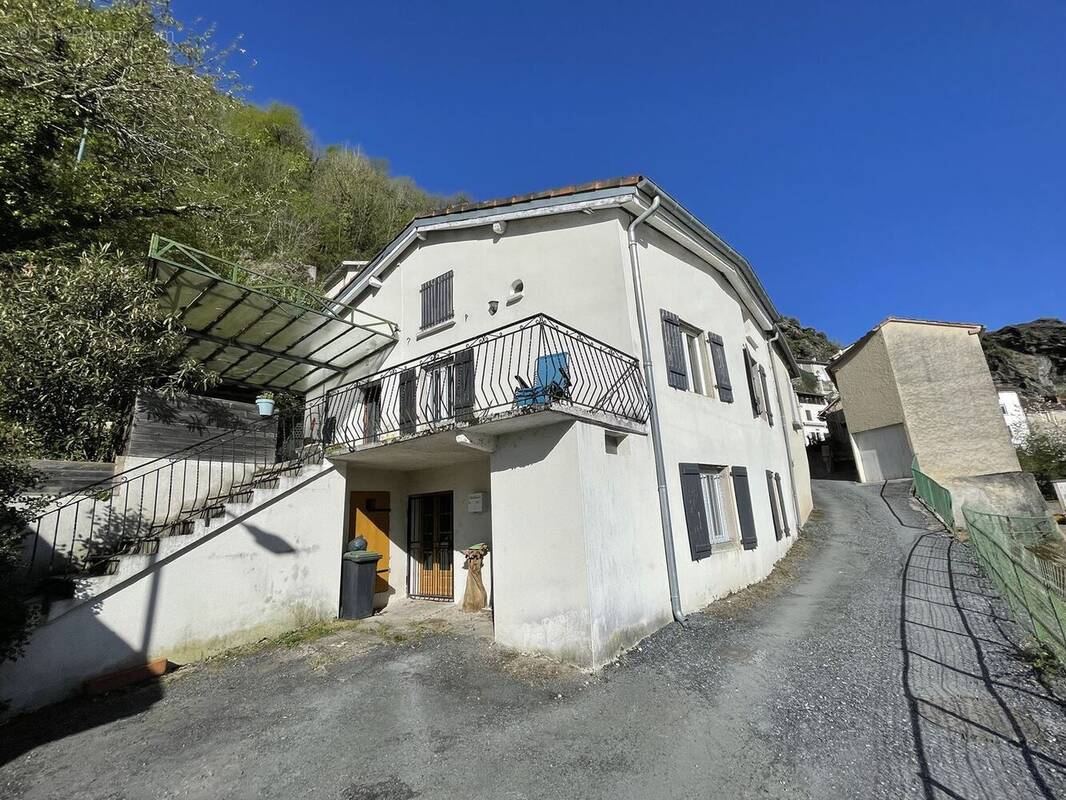 Maison à AMBIALET