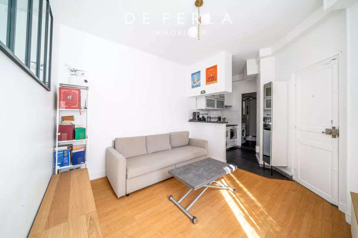 Appartement à PARIS-15E