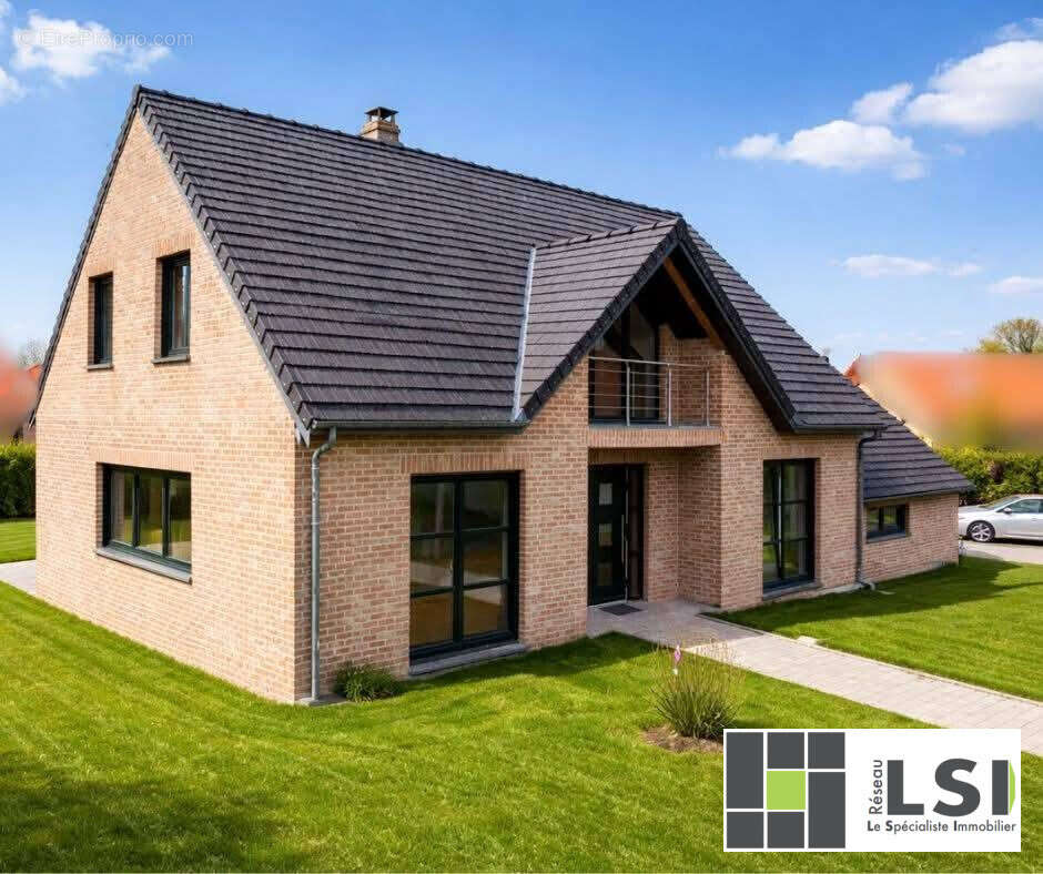 Maison à AULNOYE-AYMERIES