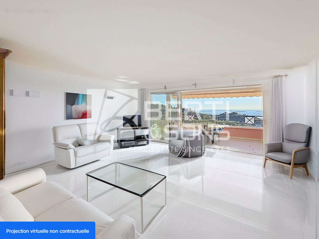 Appartement à MANDELIEU-LA-NAPOULE