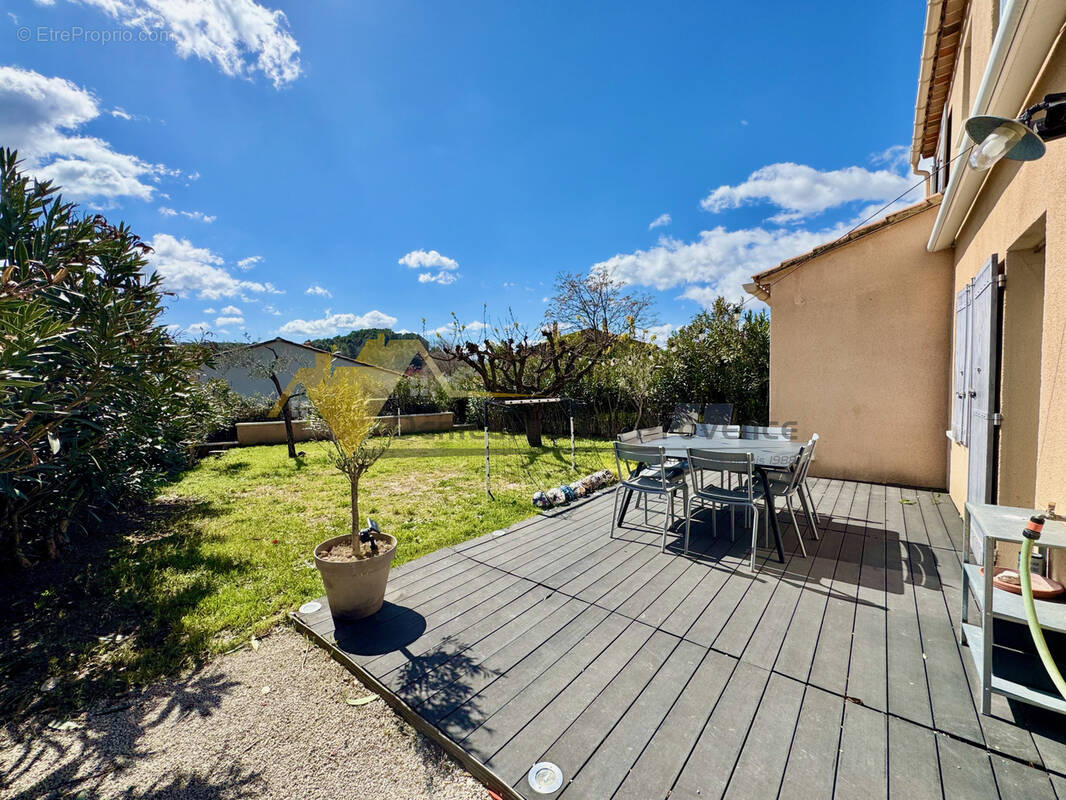 Maison à VAISON-LA-ROMAINE