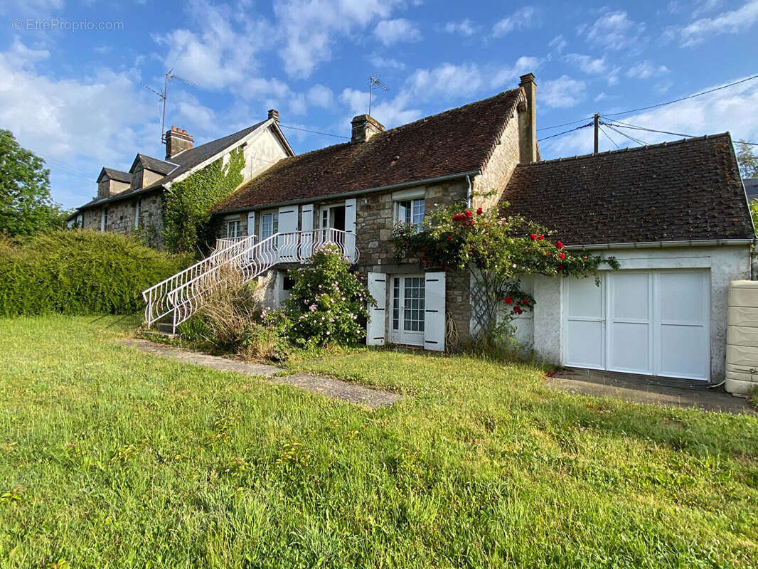 Maison à CHAMPSECRET