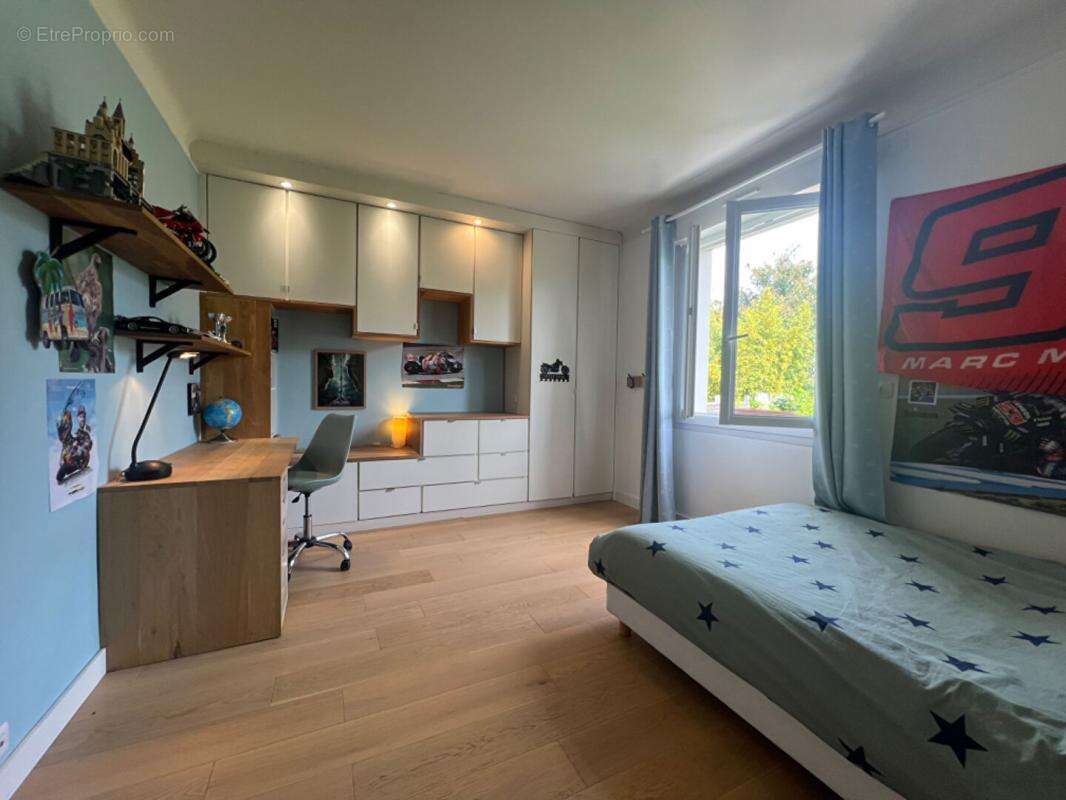 Maison de 161 m2 - 5 chambres - JARDIN - photo 12
