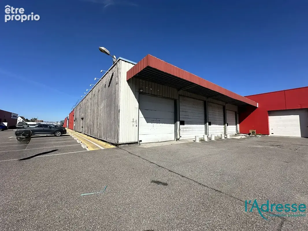 Local commercial Wittenheim 600 m2 - photo 3