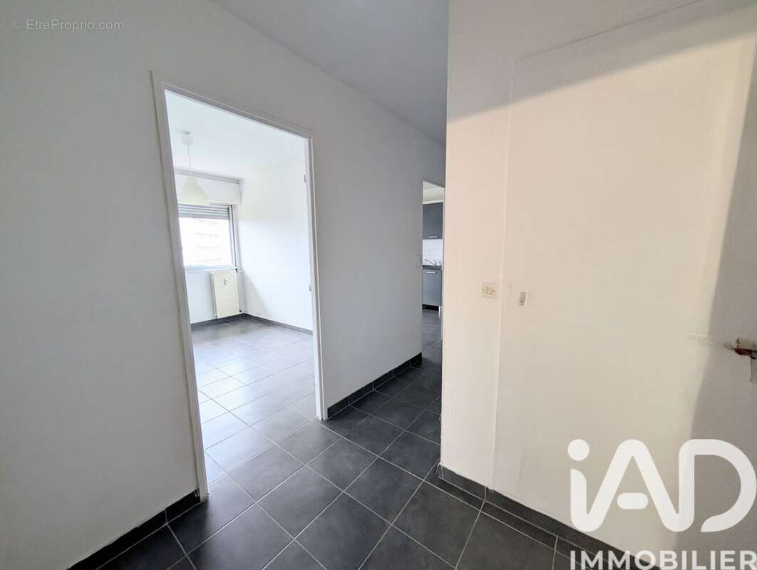 Photo 8 - Appartement à MONTLUCON