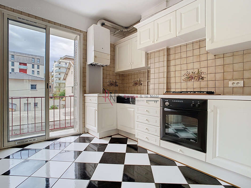 Appartement à GRENOBLE